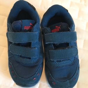 Blue Puma Sneakers sz 8 toddler